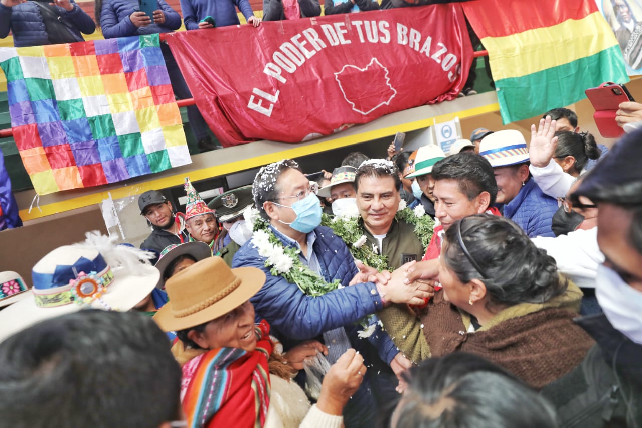 Presidente convoca a la unidad para derrotar a la “vieja derecha” que remozó sus “garras golpistas”