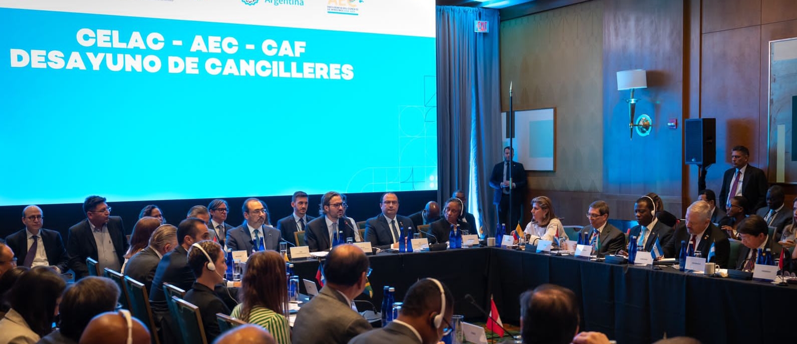 Rogelio Mayta participó en la reunión de Cancilleres de la Celac