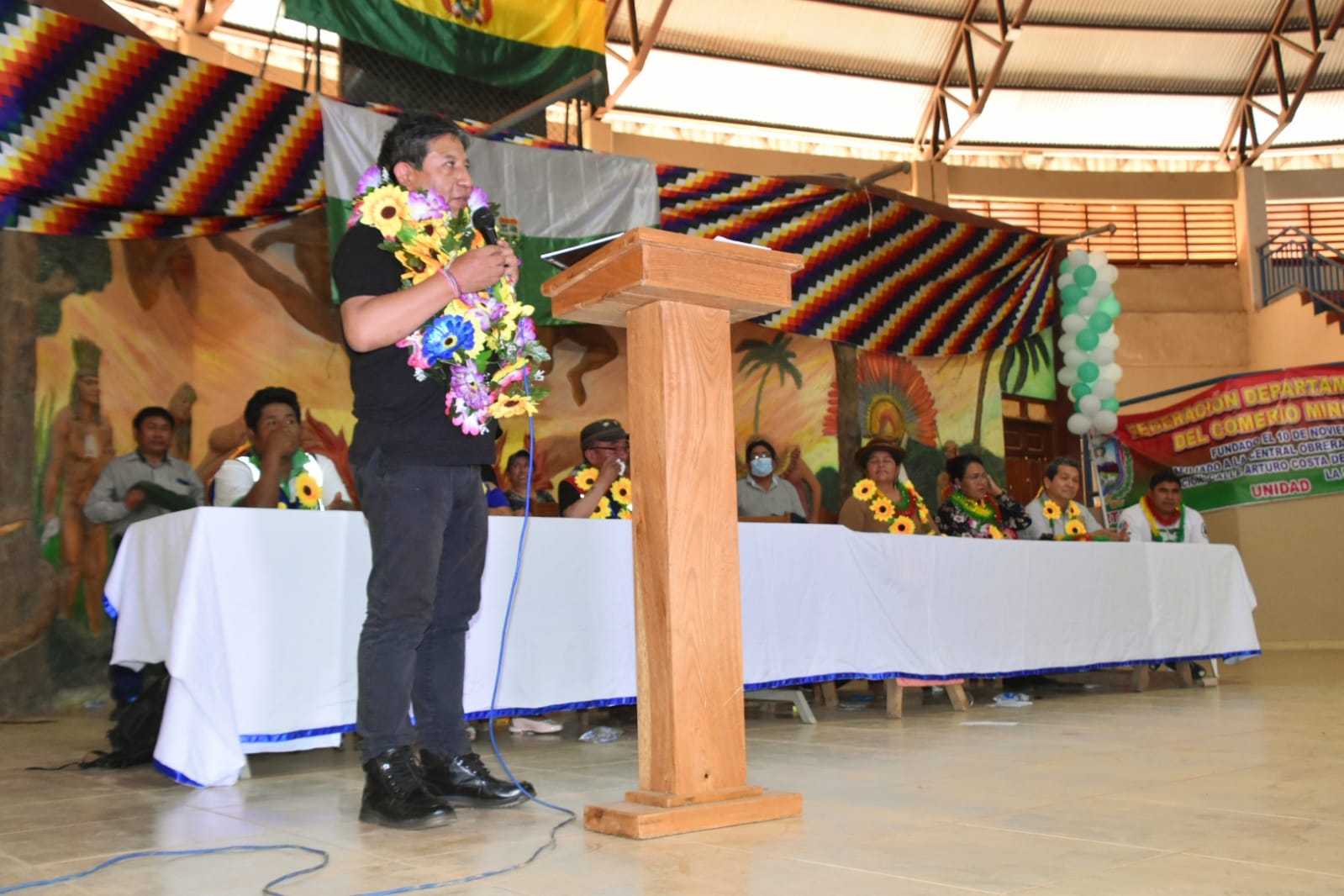 Vicepresidente pide unidad a la familia gremial 