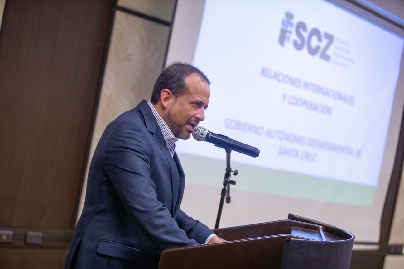 Diputado Arce: Camacho utiliza paros para “proyectarse políticamente” y esconder su “mediocridad”