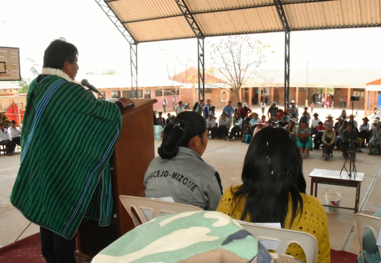 Vicepresidente resalta importancia de la lectura “para no ser engañados” en taller de formación de líderes 