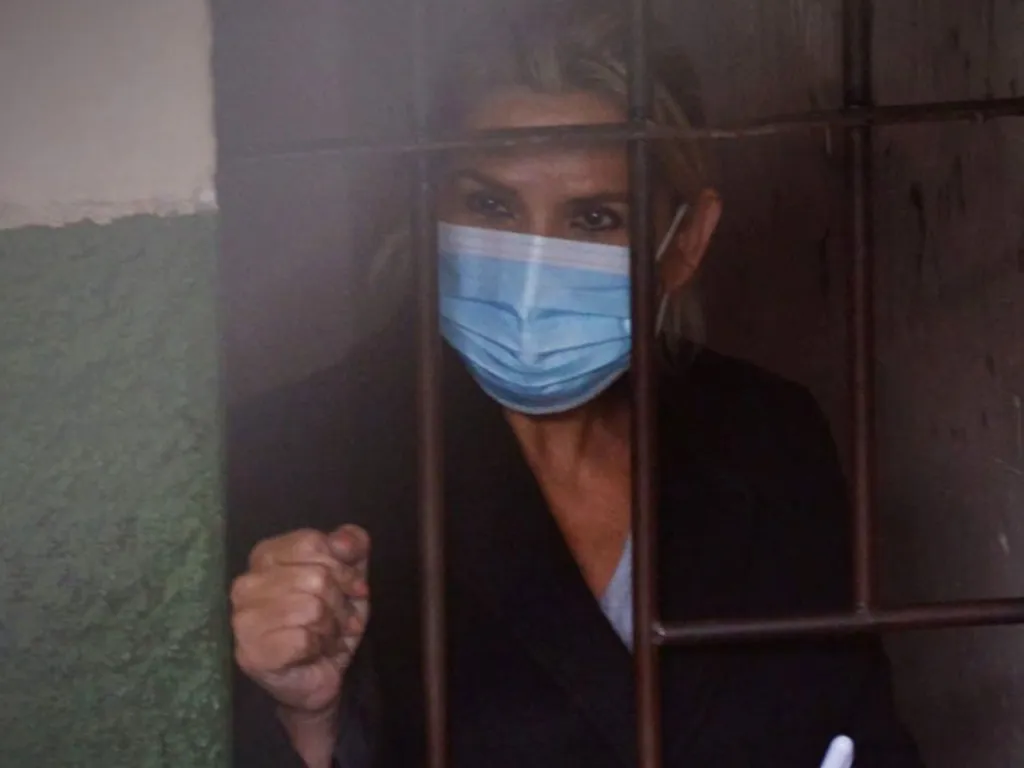 Sala penal de La Paz define este lunes si Áñez es procesada por la vía ordinaria o un juicio de responsabilidades en el caso EBA