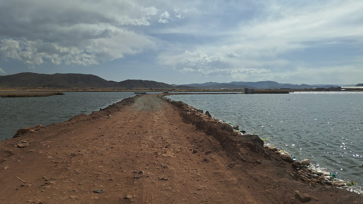 En reunión interinstitucional tratan inhabilitación del atracadero ilegal en el río Desaguadero, plantean gestiones con Perú