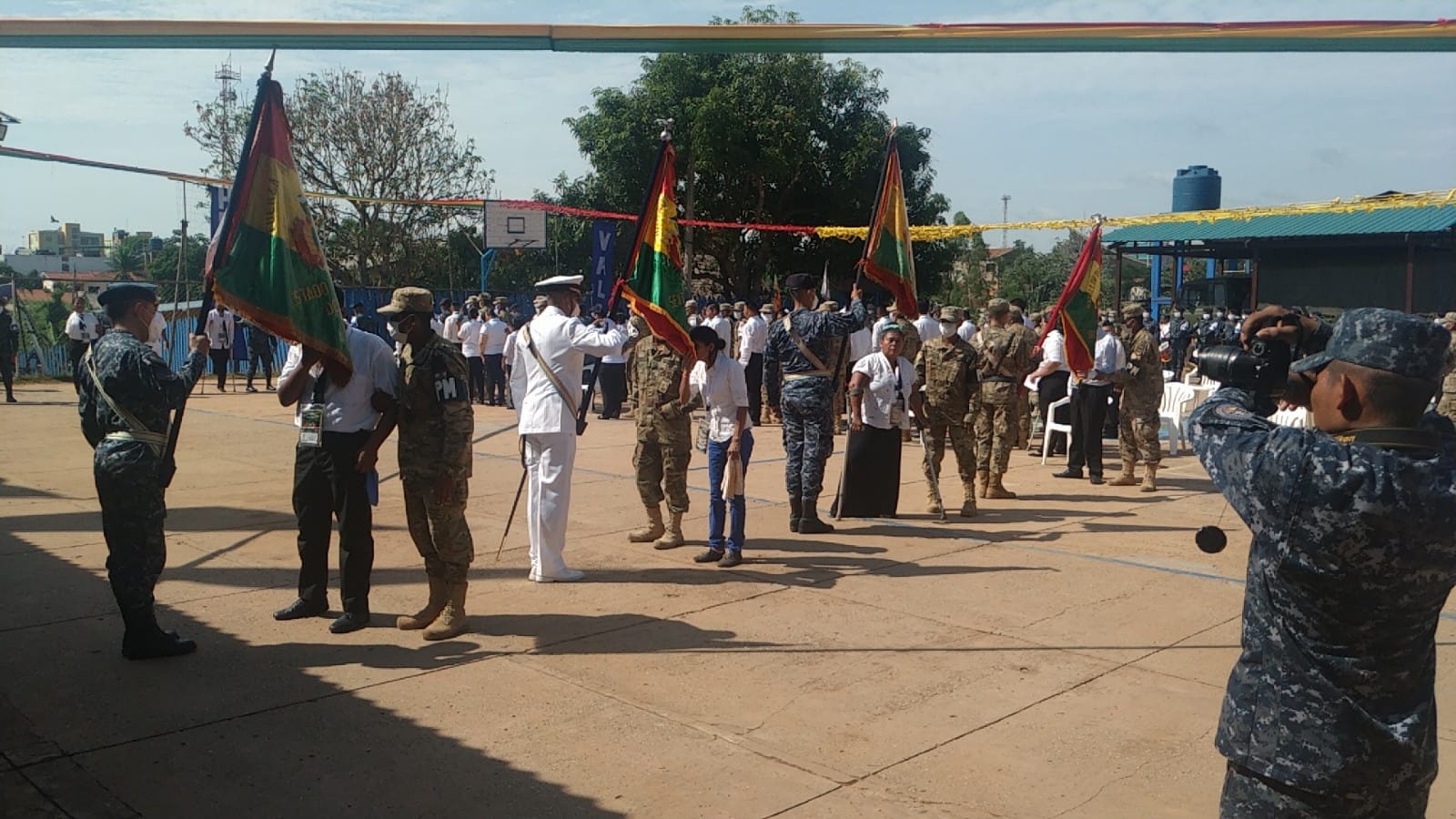 Defensa entrega libretas de Servicio Militar a 104 personas con discapacidad en Pando