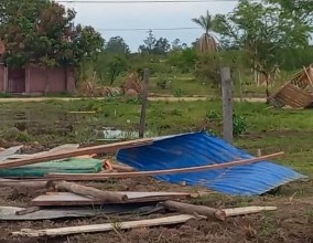 Destruyen asentamientos construidos ilegalmente en Las Lomas de Arena 