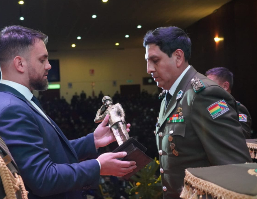 Policía aclara que el efectivo que capturó a Nallar no fue suspendido