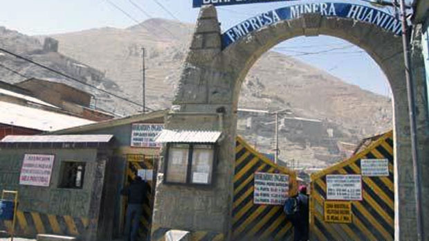 Fiscalía investiga a dos aprehendidos por presunto robo de más de tres toneladas de mineral de la empresa Huanuni