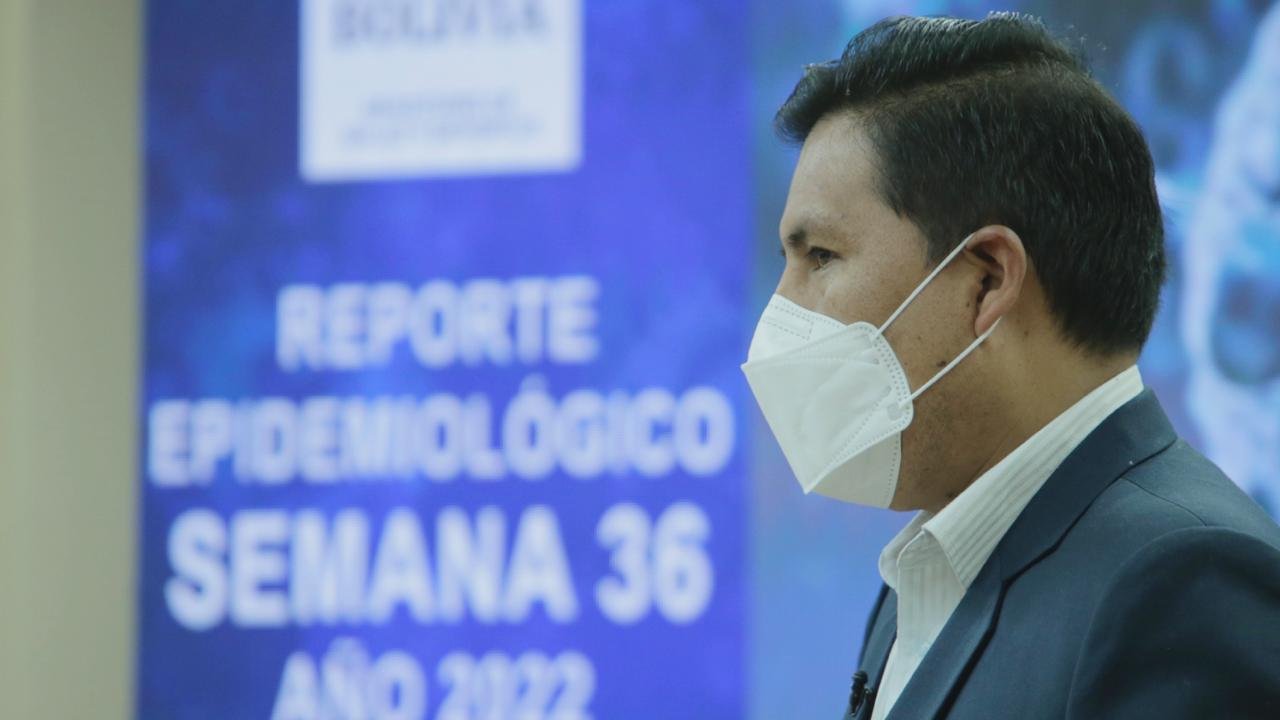 Salud pide investigar destino de Bs 54 millones que Camacho administró para la compra de vacunas anti COVID-19