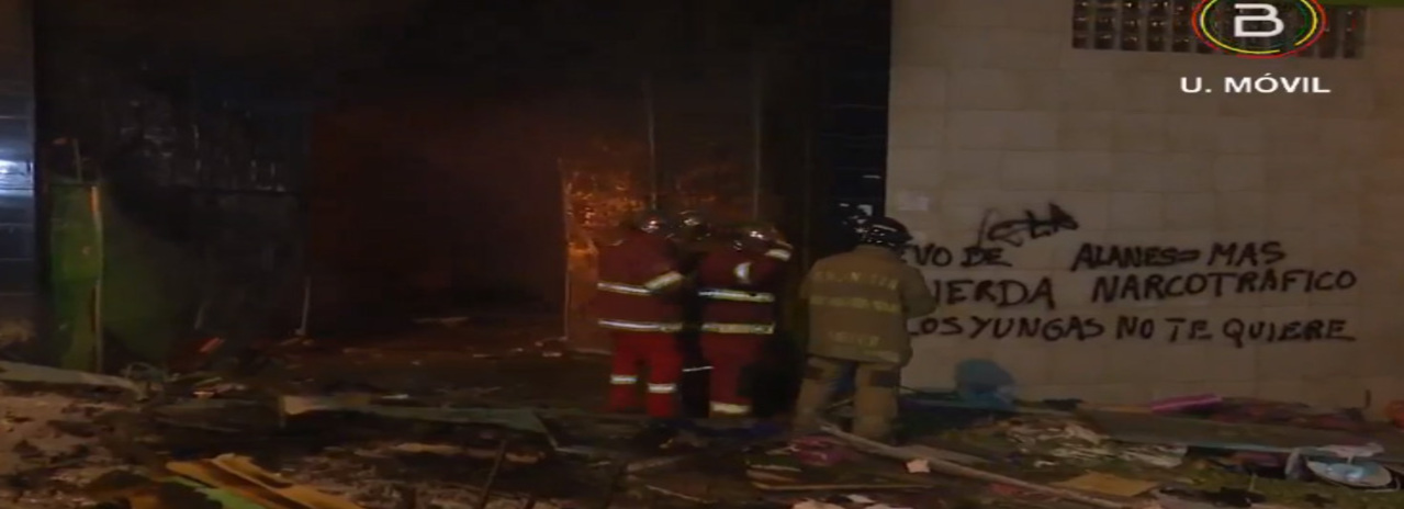 Cocaleros incendiaron un edificio y retuvieron y golpearon a varias personas, el analista Paz los relaciona con el golpe de 2019 