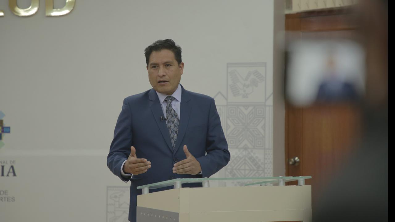 Gobierno anuncia creación de 2.300 ítems en salud y convoca a diálogo a sector médico 