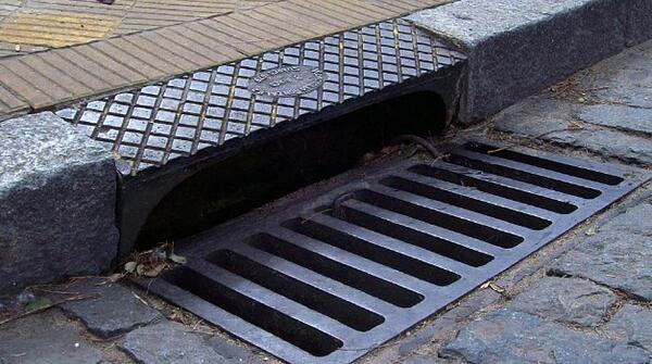 Viceministro anuncia plan para renovar el alcantarillado en el casco viejo de La Paz