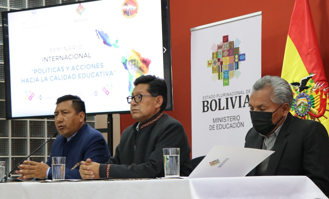 Educación y Diputados convocan a maestros a participar en eventos internacionales