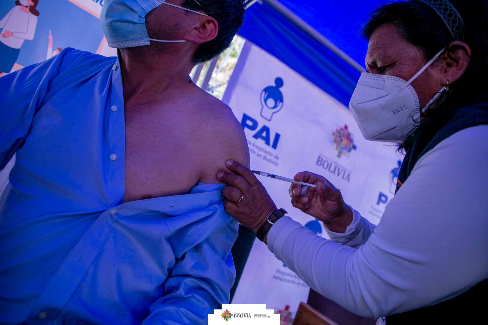 Salud aplica 1.574 dosis de la vacuna contra la Covid-19