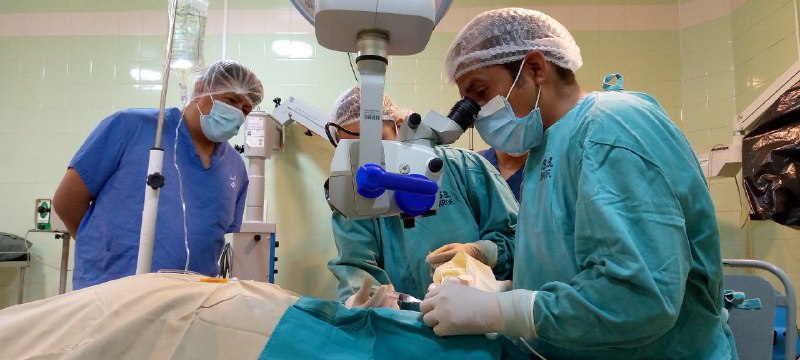 Sucre: Realizan con éxito la primera cirugía gratuita de cataratas en feria nacional de la salud