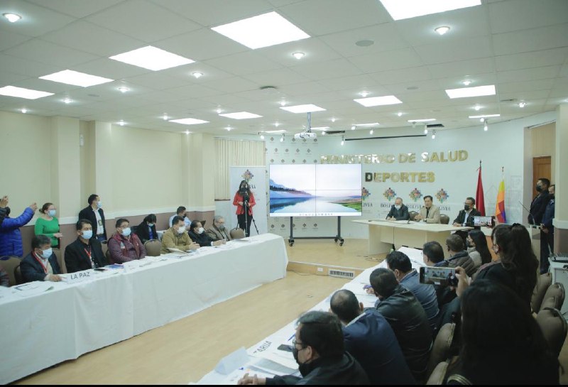 Salud fortalece la vigilancia epidemiológica y la vacunación para enfrentar la sexta ola del Covid 19