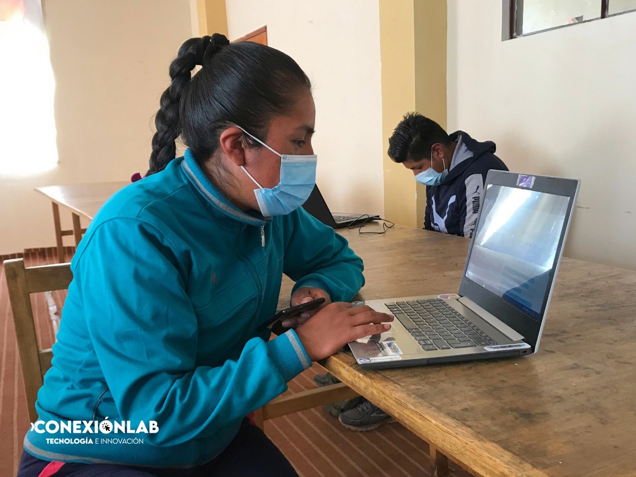Jóvenes del área rural recibirán formación gratuita de ICCO y FIDA en habilidades digitales