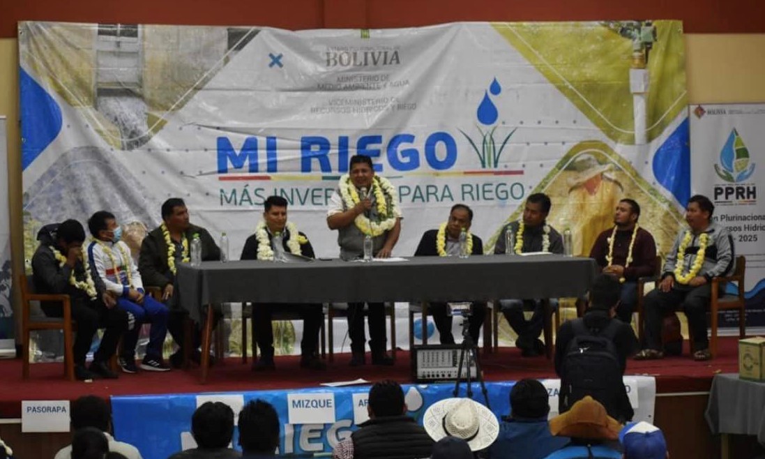Gobierno entregará obras de aducción de agua potable para 57.000 familias de Cochabamba