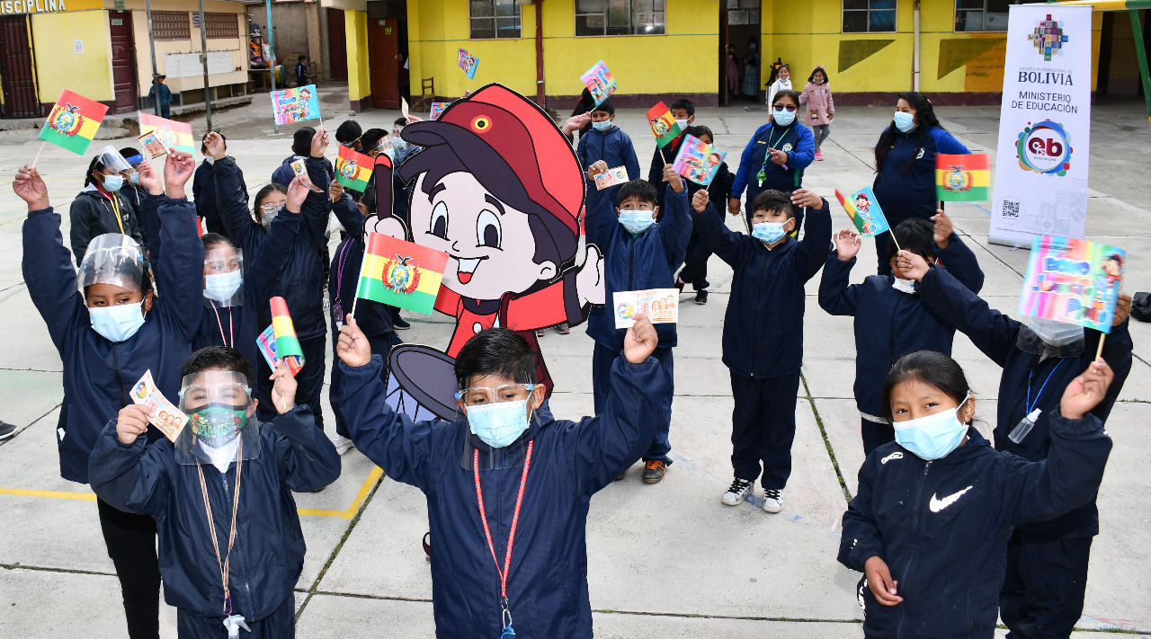 Bono Juancito Pinto beneficiará a más de 2,9 millones de estudiantes esta gestión