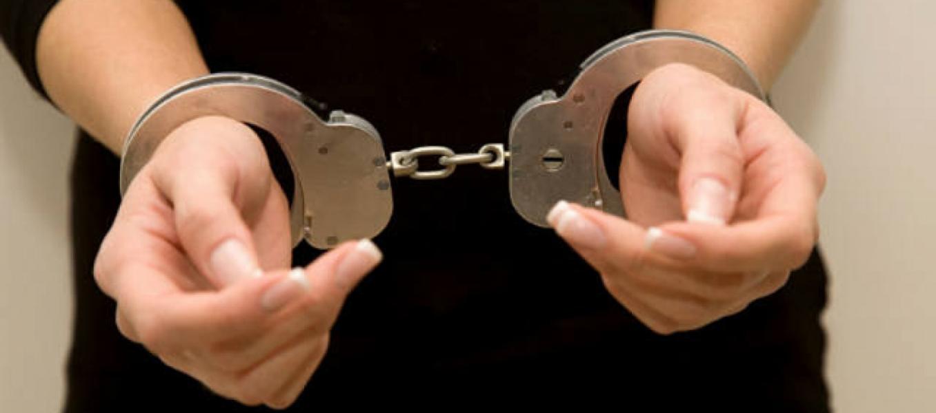 Seis meses de detención preventiva en Obrajes para mujer que se hacía pasar por asesora de la Vicepresidencia 