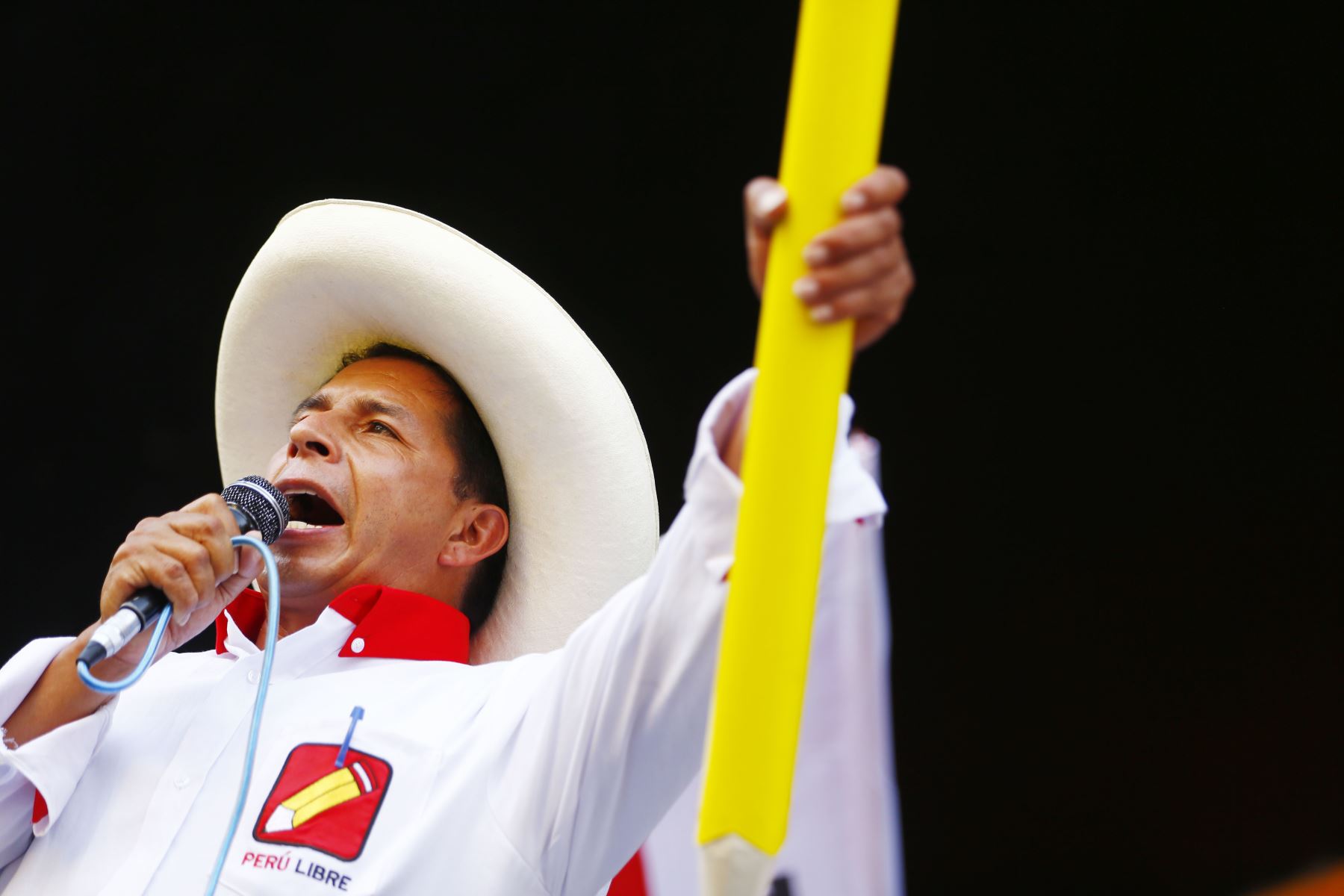 Pedro Castillo ofrece vacunación gratuita y de calidad para todos los peruanos