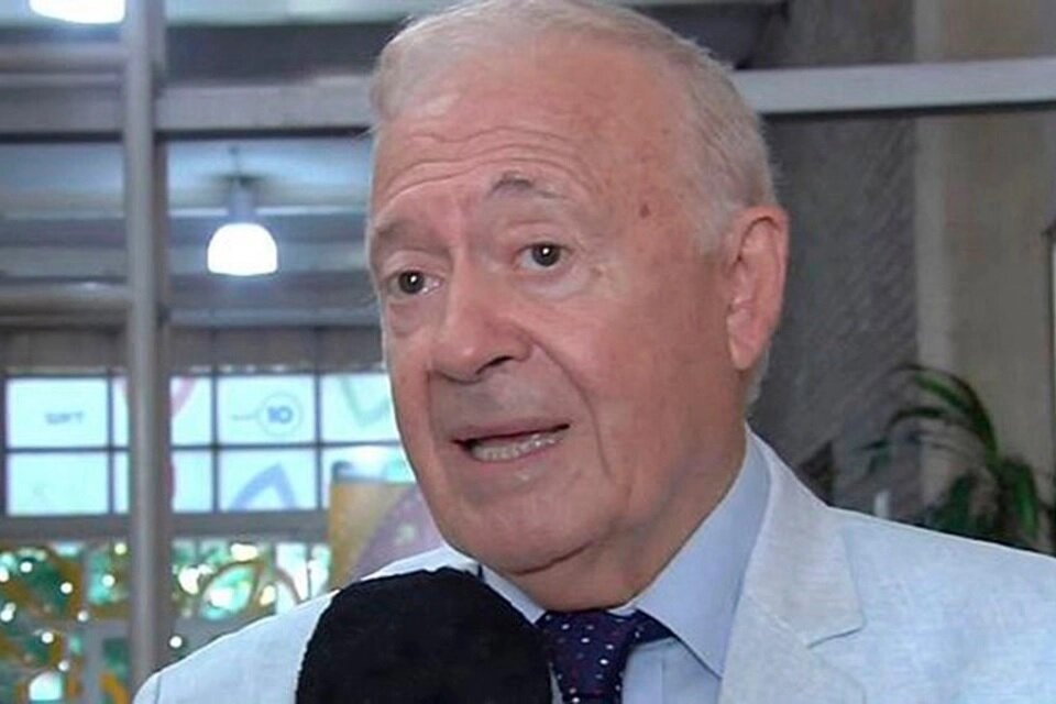 Epidemiólogo Hugo Pizzi: “La persona que tuvo COVID-19 y luego fue vacunada queda con inmunidad permanente”