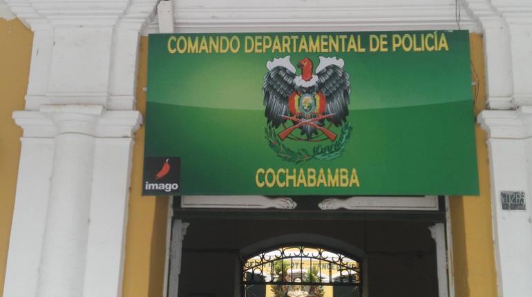 Arrestan a sujeto que amenazó con un arma de fuego a taxista y pasajeros en Cochabamba