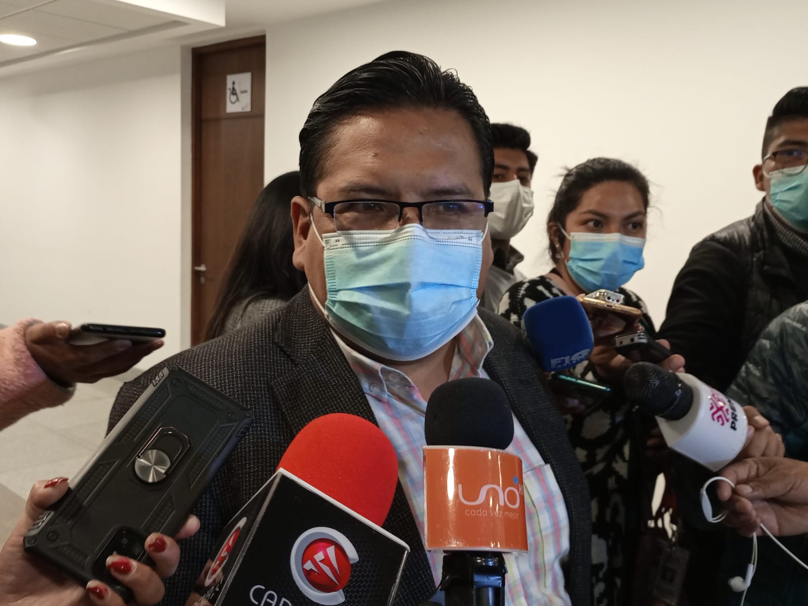 Diputado Jáuregui afirma que la vacunación pasó de ser un derecho personalísimo a un tema de interés colectivo