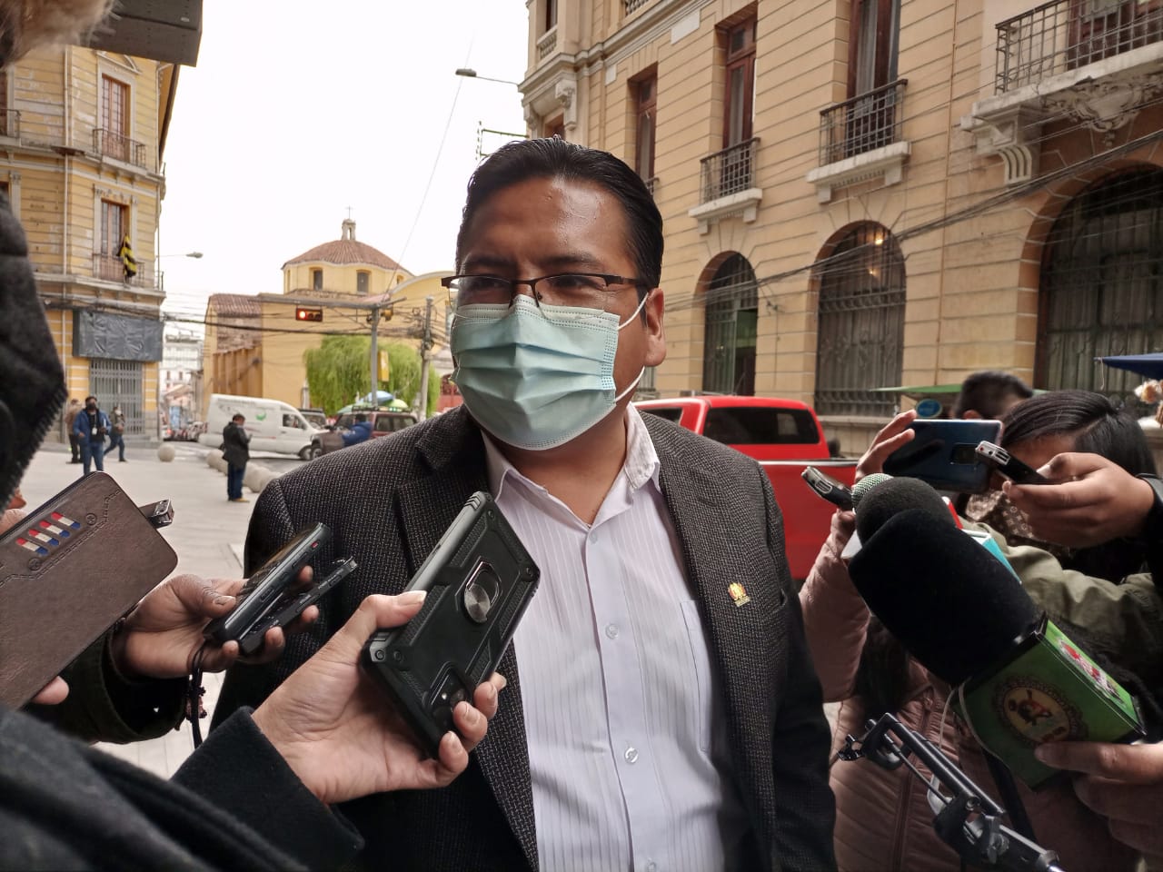 Diputado Jauregui afirma que Bolivia debe aprovechar todos los escenarios para denunciar el rol de la OEA en el golpe de Estado