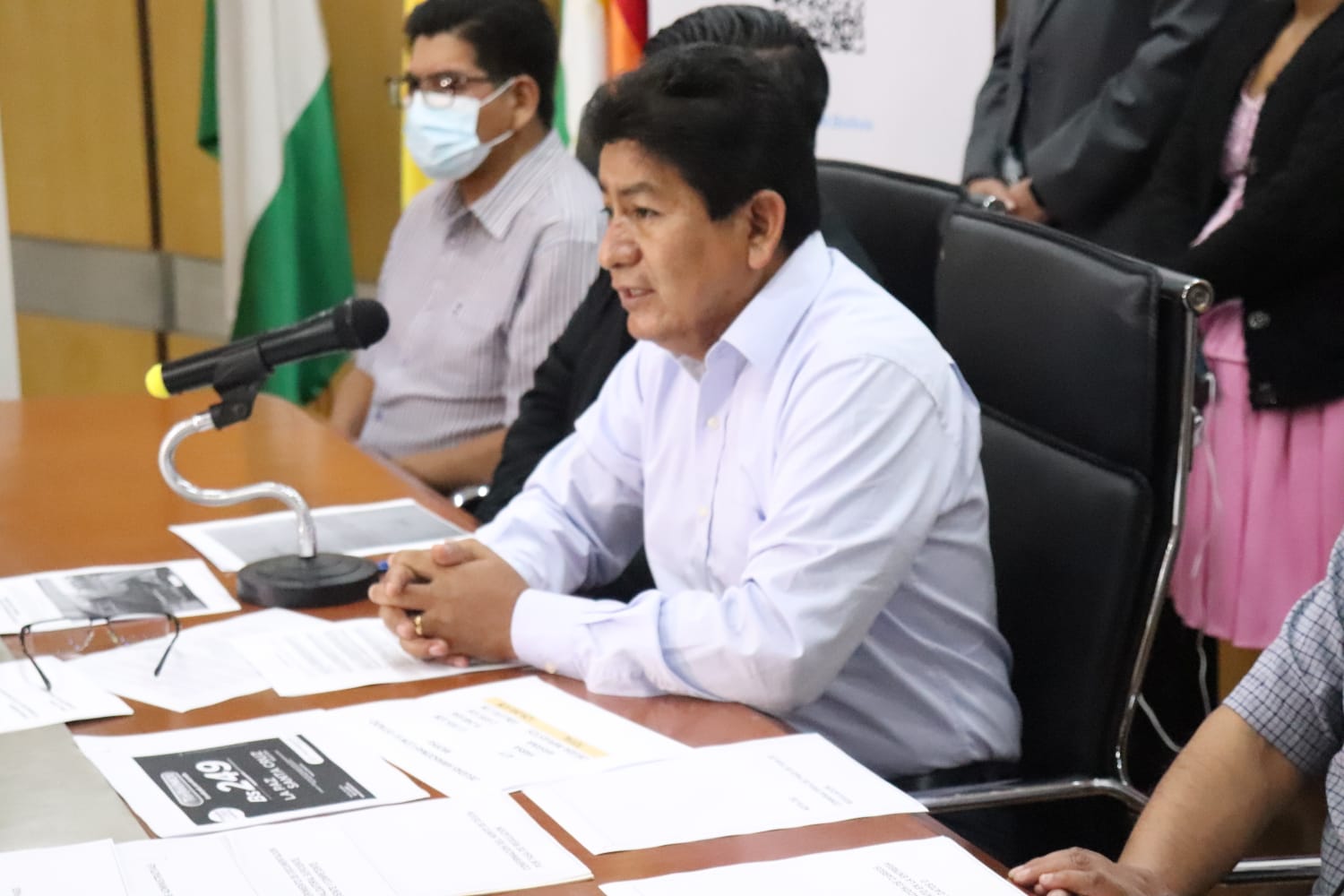 Montaño exhorta al nuevo accionista de Amaszonas a pagar los Bs 129 millones que esa aerolínea adeuda al Estado