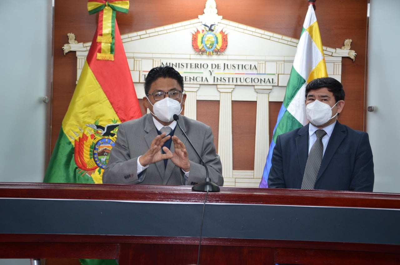 Presentan sistema digital para pagos de servicios notariales