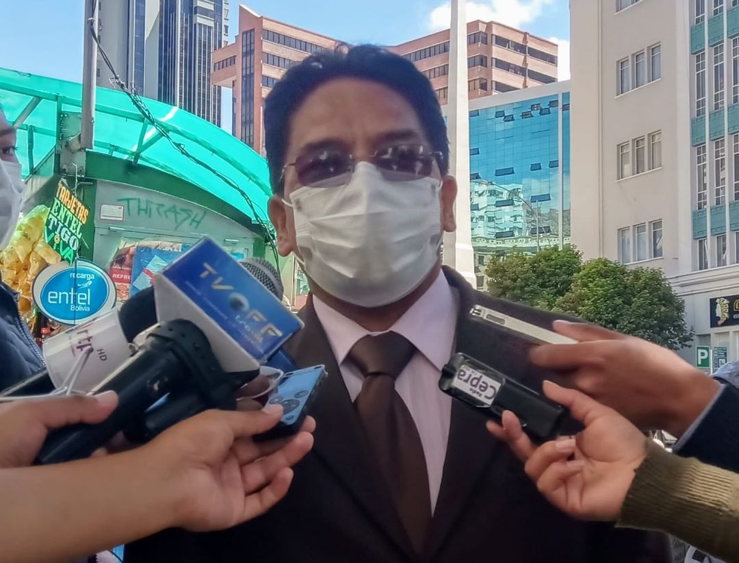 Viceministro Silva anuncia conciliación sin detener la investigación penal en Hot Burger