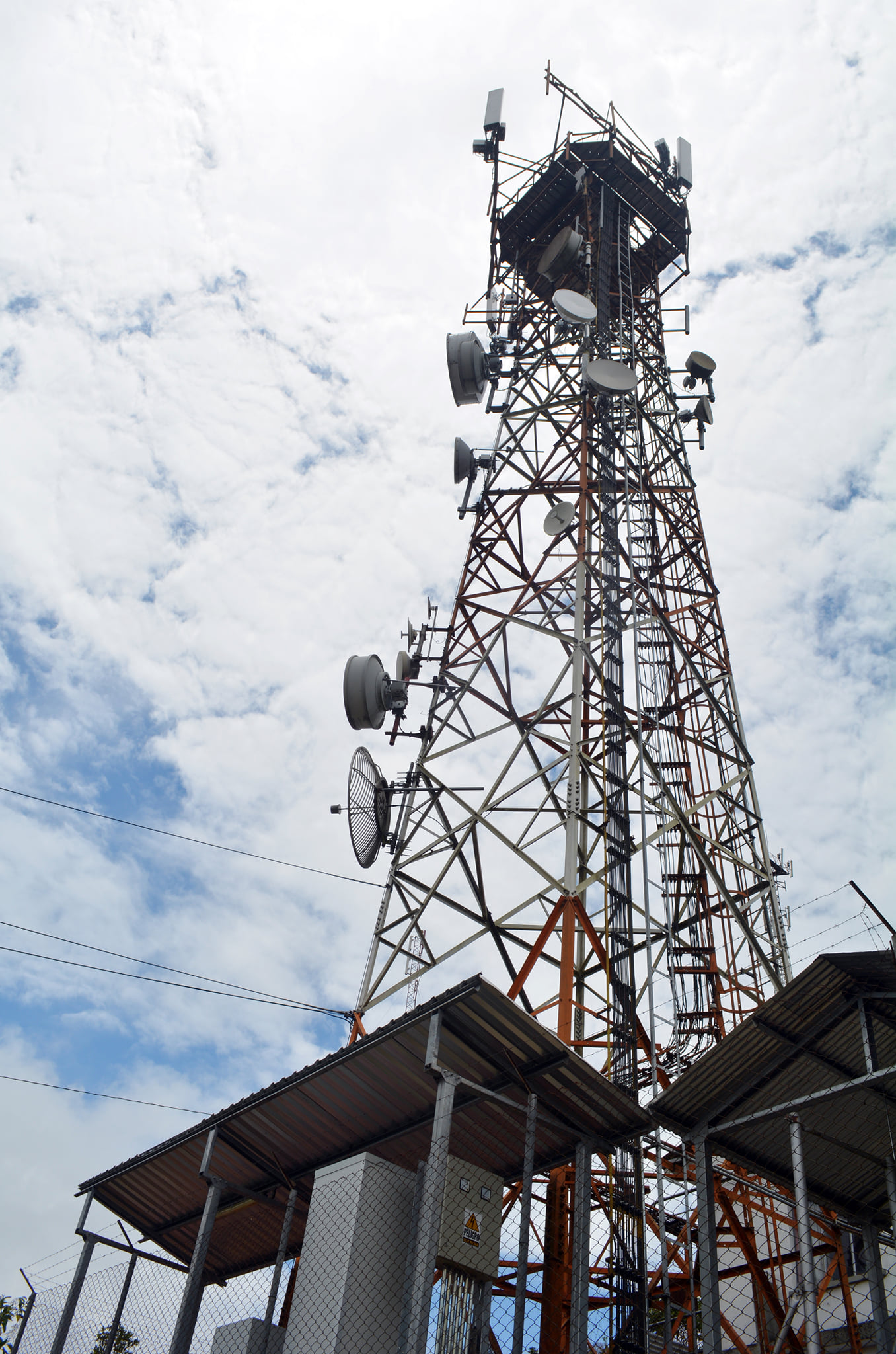 Entel implementará 103 nuevas radiobases en áreas rurales del país en 2022