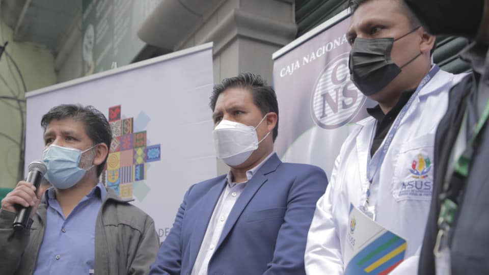 Caja Nacional de Salud inaugura 67 puntos de vacunación contra el COVID-19