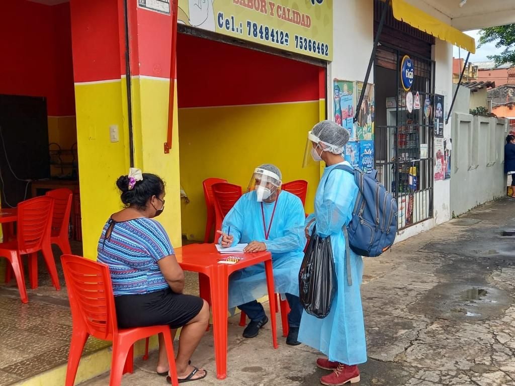 Gobierno refuerza brigadas de respuesta rápida contra el COVID-19 de La Paz con 220 médicos