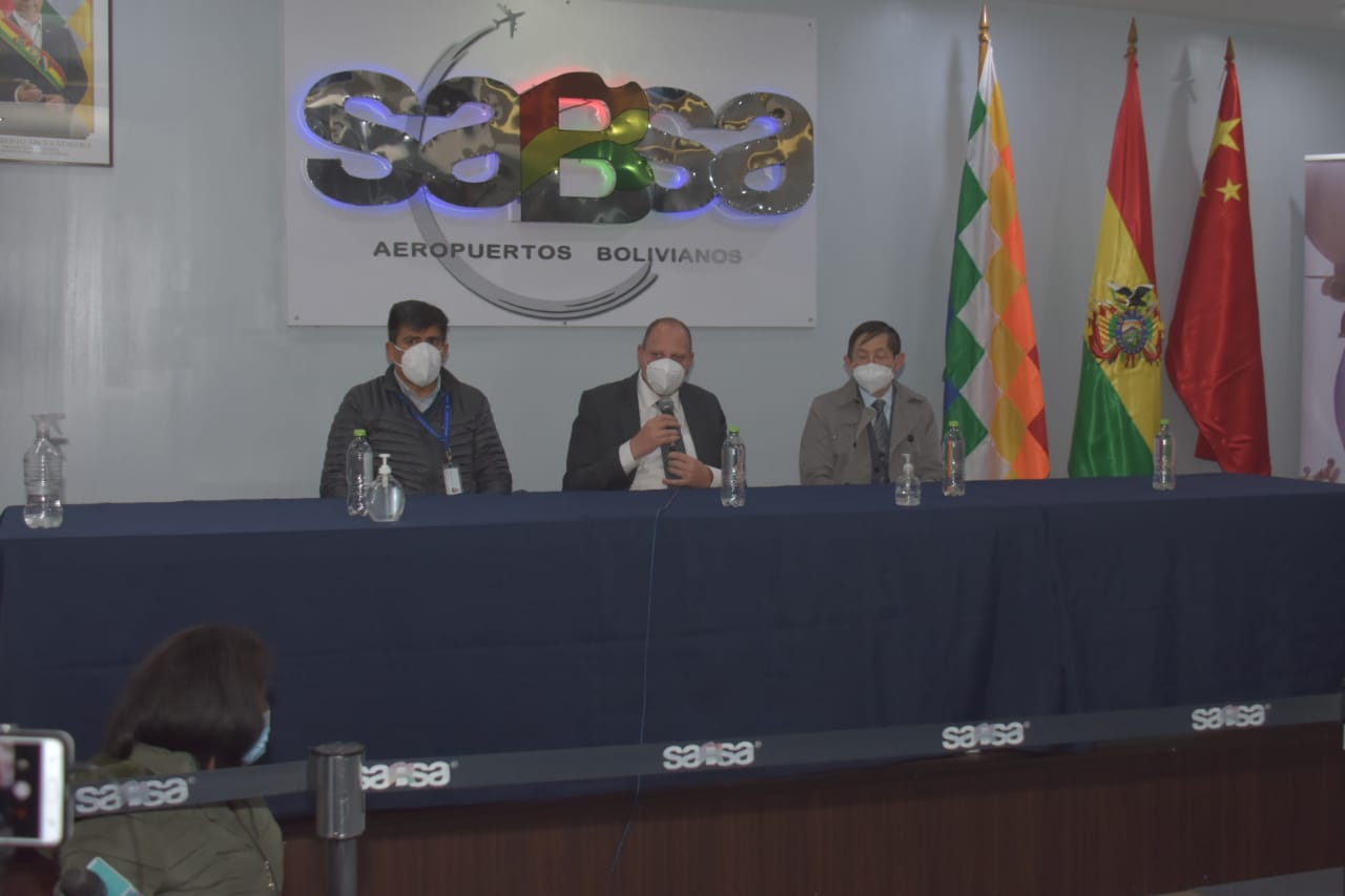 Bolivia espera superar el 30% de población vacunada con el lote de 1 millón de Sinopharm