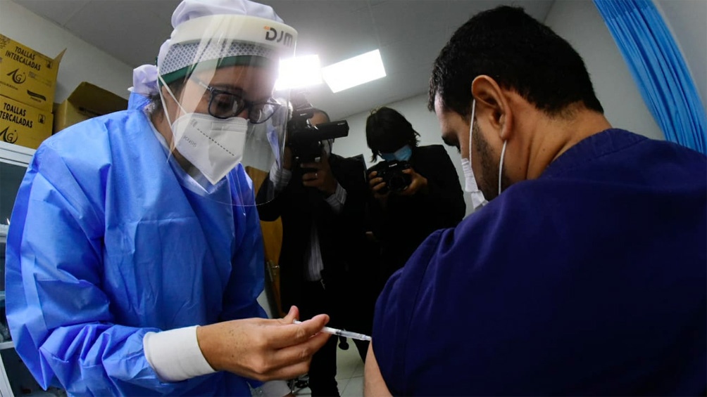 La OPS insiste en la necesidad de acelerar y ampliar la vacunación en Latinoamérica