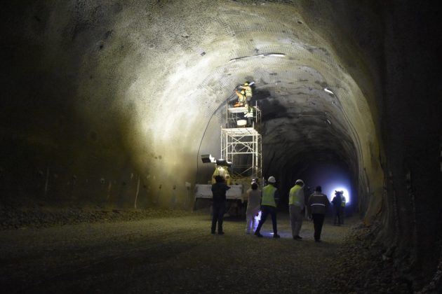 ABC reporta el avance del plan de reactivación en construcción de carreteras en La Paz