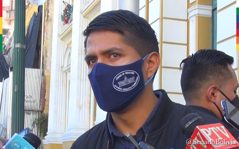 Presidente del Senado califica como reprochable e inadmisible la presunta intromisión de Gran Bretaña en golpe de Estado