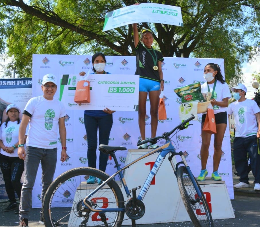 ANH entregó más de Bs 15.000 en premios por la carrera pedestre Bio10K