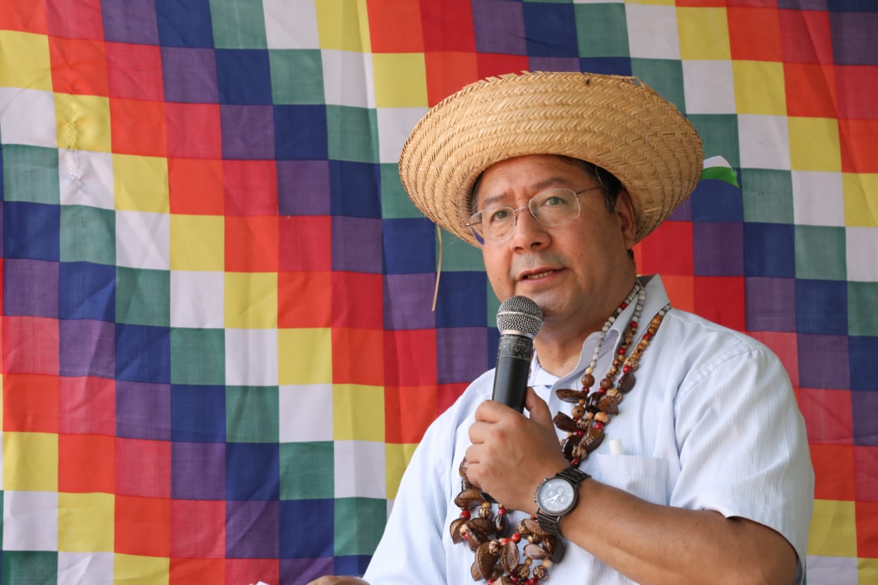 Presidente anuncia creación de fideicomiso para apoyar la producción e industrialización de la castaña