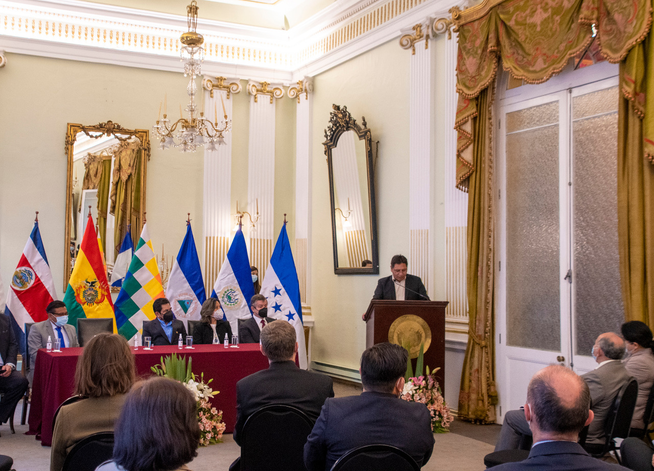 Bolivia celebra los 200 años de la declaratoria de Independencia de Centroamérica