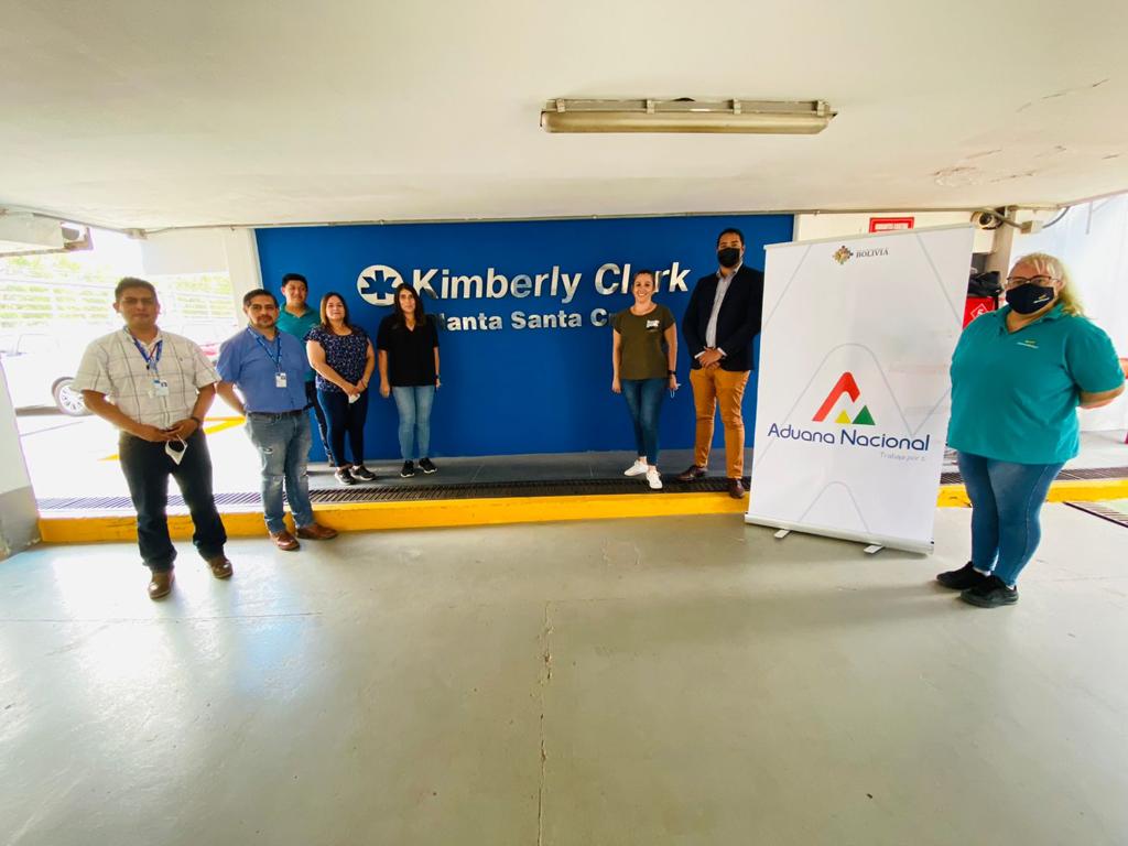 Aduana: Delegación internacional visita empresa para certificarla como operador económico