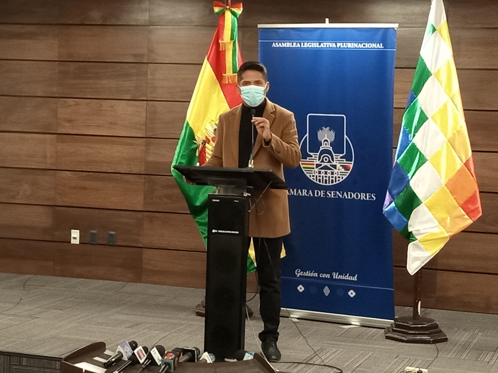 Presidente del Senado cuestiona proceder del gobernador Quispe y dice que abandonó a La Paz