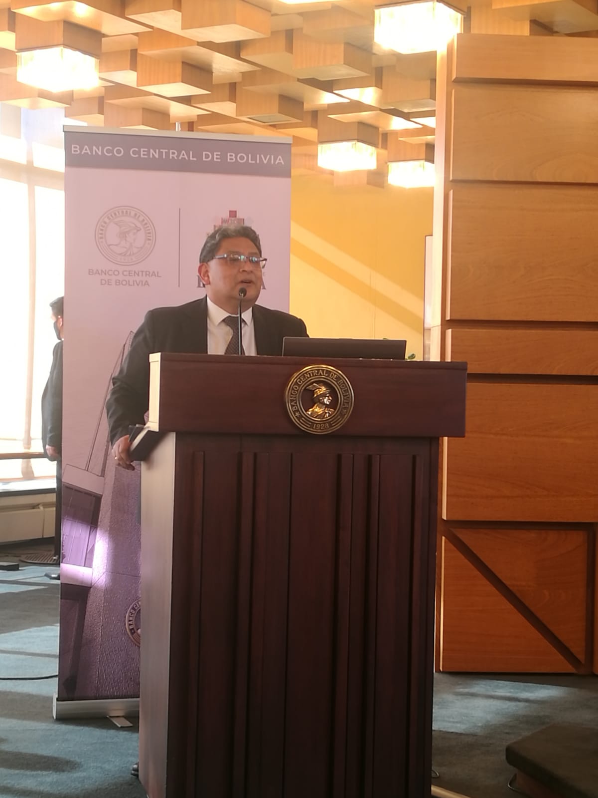 FMI asigna 230,1 millones de DEG equivalentes a $us 326,4 millones para Bolivia