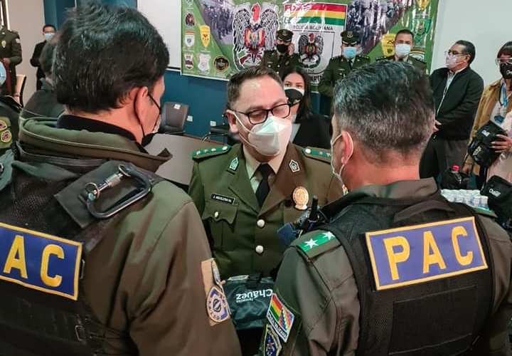 Efectivos del PAC reciben botiquines de primeros auxilios