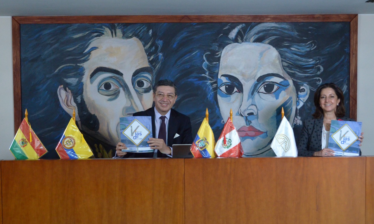 CAN impulsará licencia de conducir, placa única andina y sistemas contra incendios