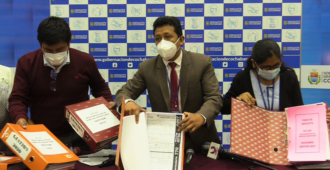 Gobernación de Cochabamba prepara alivio tributario para regularizar trámites de derecho propietario, herencias y usucapiones