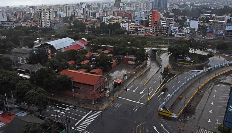 Choferes de Cochabamba rechazan la cuarentena rígida