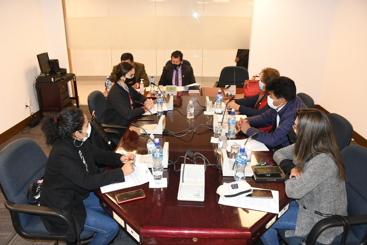 Analizan crear representación ante el Frente Parlamentario Contra el Hambre de América Latina y el Caribe