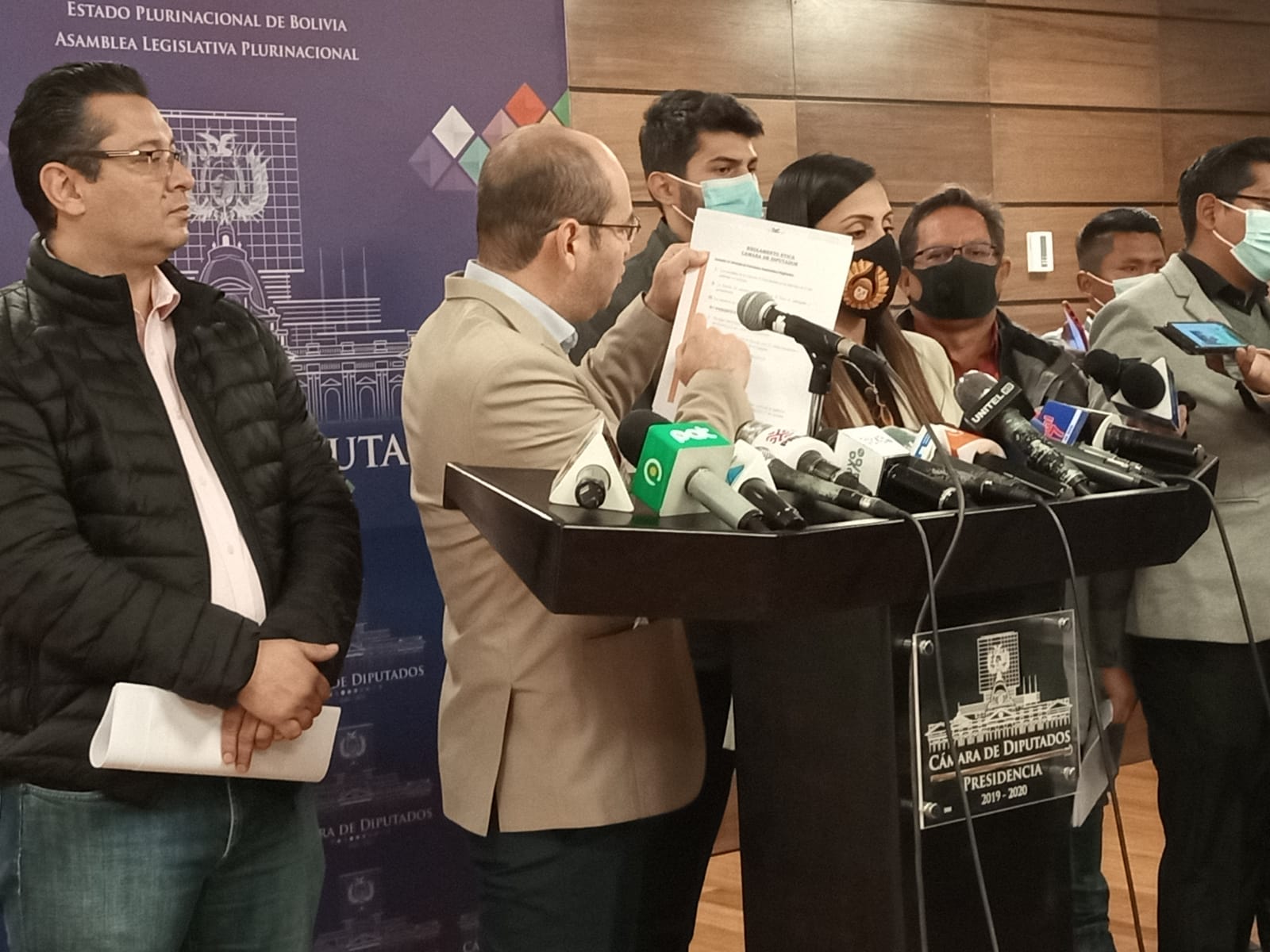 Diputado señala que división en Creemos fue un hecho evidente desde la posesión de sus legisladores